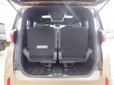 2024 Toyota ALPHARD 照片 31