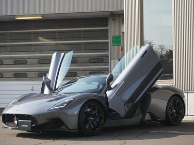2022 Maserati MC20 photo 5