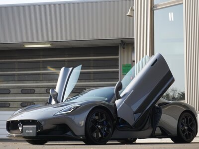 2022 Maserati MC20 photo 15