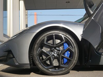 2022 Maserati MC20 photo 24