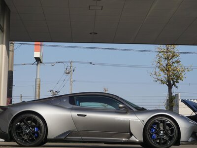 2022 Maserati MC20 photo 14