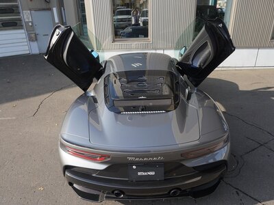 2022 Maserati MC20 photo 38
