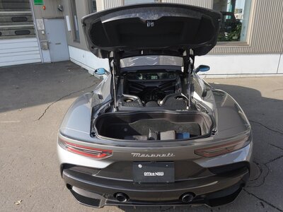 2022 Maserati MC20 photo 41