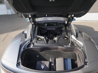 2022 Maserati MC20 photo 42