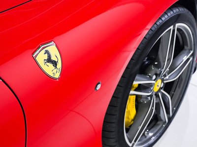 صورة 46 لـ 2024 Ferrari ROMA SPIDER