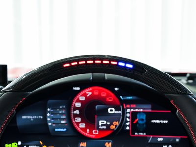 صورة 38 لـ 2024 Ferrari ROMA SPIDER