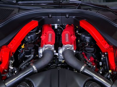 صورة 24 لـ 2024 Ferrari ROMA SPIDER