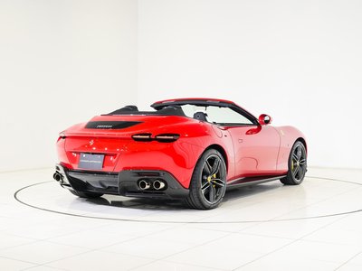 صورة 10 لـ 2024 Ferrari ROMA SPIDER