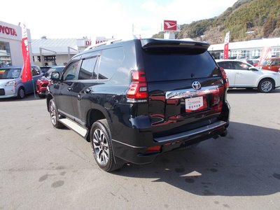 صورة 3 لـ 2021 Toyota LAND CRUISER PRADO