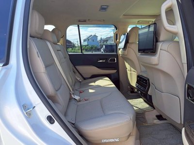 2024 Toyota LAND CRUISER 300 — фото 31