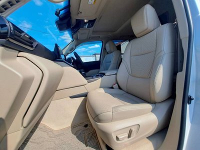 2024 Toyota LAND CRUISER 300 — фото 62