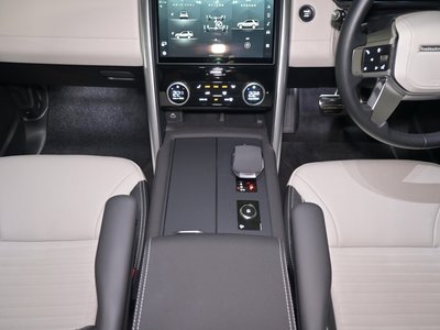 2023 LAND Rover DISCOVERY thumbnail 40