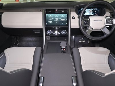 2023 LAND Rover DISCOVERY thumbnail 38