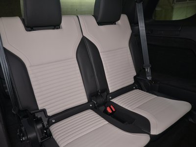 2023 LAND Rover DISCOVERY thumbnail 35