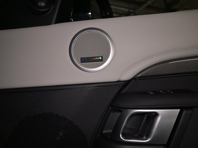 2023 LAND Rover DISCOVERY thumbnail 42