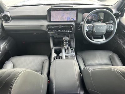 2025 Toyota LAND CRUISER 250 照片 3