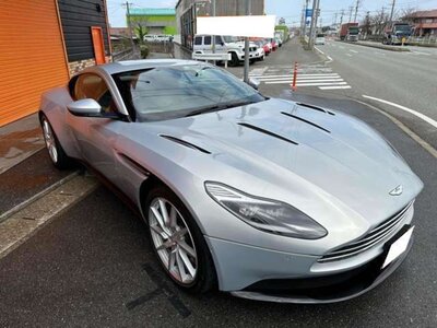 2017 Aston Martin DB11 照片 9
