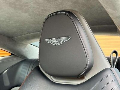 2017 Aston Martin DB11 照片 51