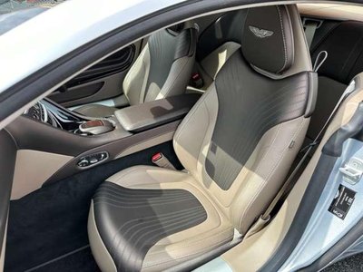 2017 Aston Martin DB11 照片 48