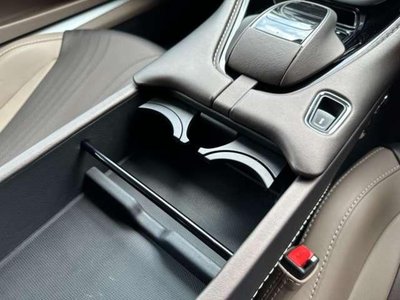 2017 Aston Martin DB11 照片 42