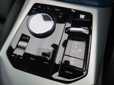 2025 BMW X3 thumbnail 31