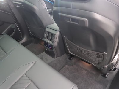 2025 BMW X3 thumbnail 24