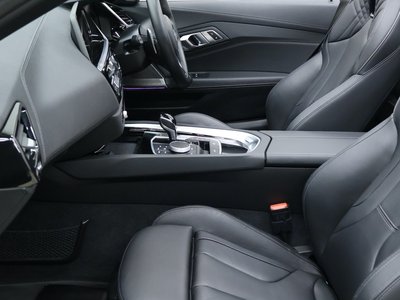 صورة 14 لـ 2024 BMW Z4