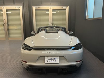 2021 Porsche 718 SPYDER photo 8