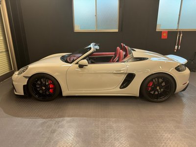 2021 Porsche 718 SPYDER photo 5