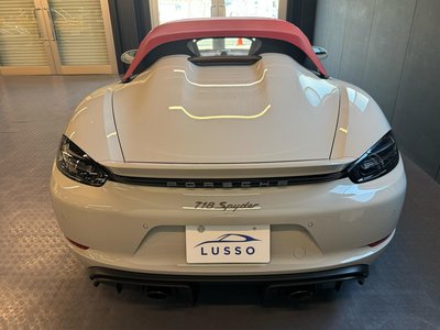 2021 Porsche 718 SPYDER photo 7