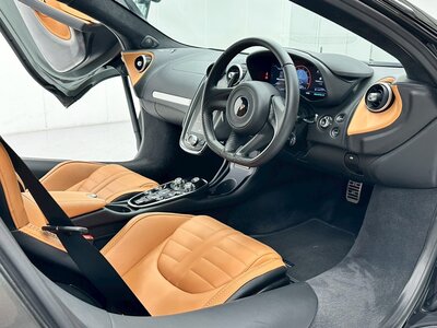 2025 Mclaren GTS 照片 4