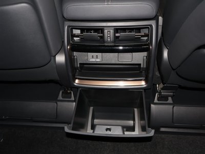 صورة 13 لـ 2023 Toyota ALPHARD