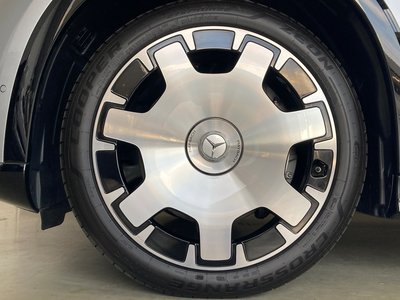 صورة 29 لـ 2025 Mercedes-BENZ EQS SUV MAYBACH