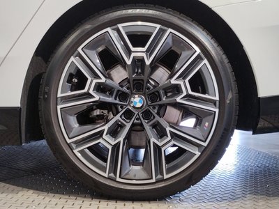 صورة 76 لـ 2024 BMW 5 SERIES TOURING
