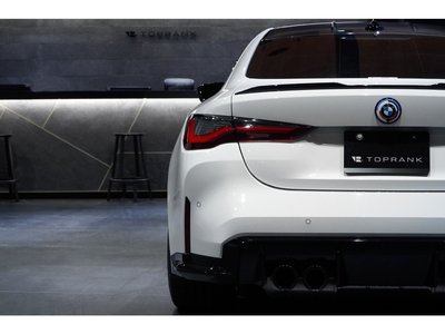 صورة مصغرة 21 لـ 2023 BMW M4 COUPE
