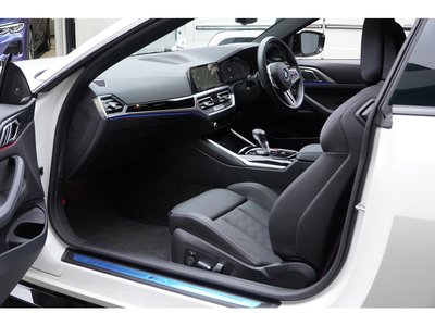 صورة مصغرة 31 لـ 2023 BMW M4 COUPE
