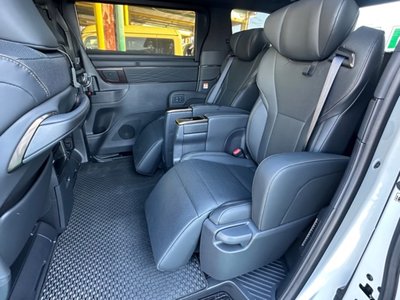 2025 Toyota ALPHARD — фото 22