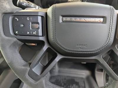صورة مصغرة 16 لـ 2024 LAND Rover DEFENDER