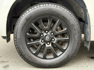 2021 Toyota LAND CRUISER PRADO 照片 42