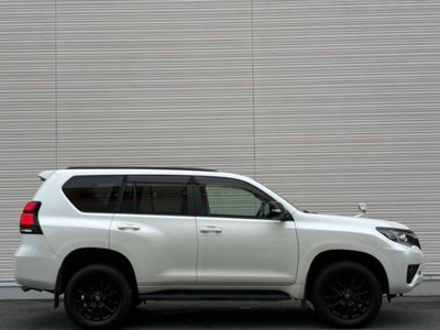 2021 Toyota LAND CRUISER PRADO 照片 9