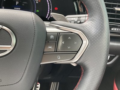 2025 Lexus NX thumbnail 40