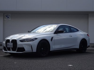 2023 BMW M4 COUPE photo 2