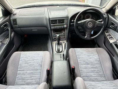 صورة 15 لـ 2001 Nissan SKYLINE