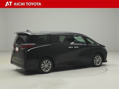 2025 Toyota ALPHARD — фото 6