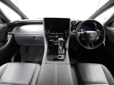 2025 Toyota ALPHARD — фото 18