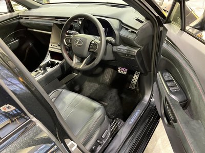 صورة 21 لـ 2024 Lexus LBX