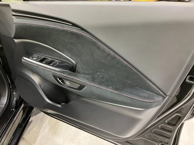 صورة 26 لـ 2024 Lexus LBX
