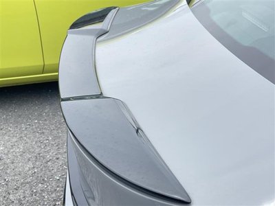 2023 Lexus IS thumbnail 40