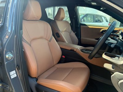 صورة 59 لـ 2025 Toyota CROWN SPORT