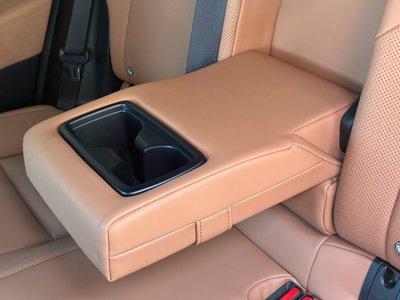 صورة 70 لـ 2025 Toyota CROWN SPORT